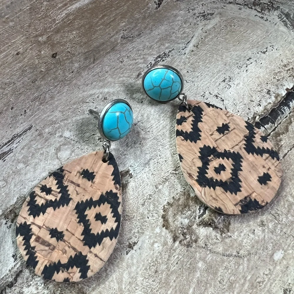 Boho Teardrop‎ Earrings with Turquoise Accents - Picture 2 of 4